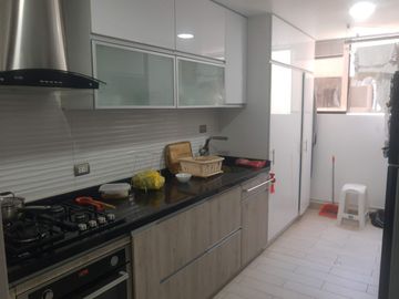Vendo departamento con potencial de revalorización en Jirón Garcia y Garcia, La Ensenada. Santiago de Surco