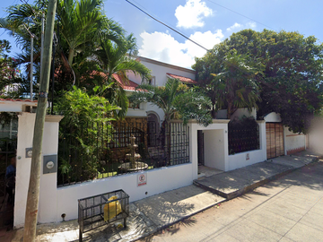 Casa en Remate en Supermanzana 2°, Cancún, Quintana Roo