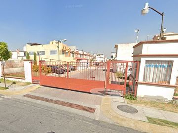 Bonita Casa En Parcelamiento Cerrado En Fraccionamiento Las Americas, Ecatepec