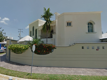Casa en Remate en Supermanzana 11, Cancún, Quintana Roo