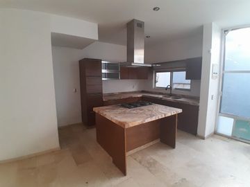Casa venta en Hacienda Real, Tonalá
