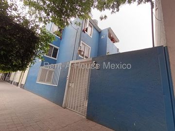 Venta Departamento vista exterior cerca Parques Plaza  #25-2746
