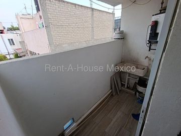 Venta Departamento vista exterior cerca Parques Plaza  #25-2746