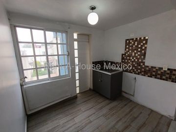 Venta Departamento vista exterior cerca Parques Plaza  #25-2746