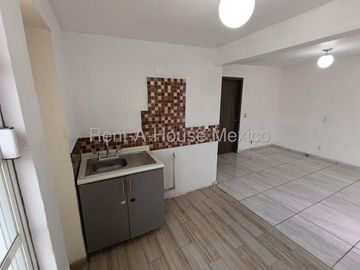 Venta Departamento vista exterior cerca Parques Plaza  #25-2746