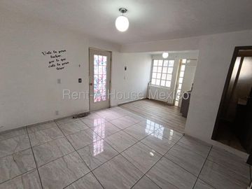 Venta Departamento vista exterior cerca Parques Plaza  #25-2746