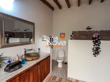 Finca con bonita vista panorámica en venta El Peñol