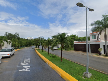 Casa en Remate en SM 12, Cancún, Quintana Roo