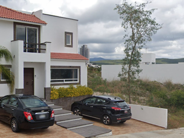 Casa en Remate en Cumbres del Lago, Juriquilla, Querétaro