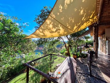 Finca en conjunto cerrado en venta Guatapé