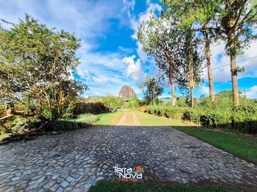 Finca en conjunto cerrado en venta Guatapé