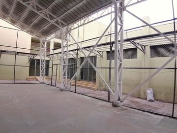 VENDE COLEGIO, APTO PARA UNIVERSIDADES, SERVICIOS PUBLICOS, U OTROS PROYECTOS, NOVENA AVENIDA CON GRAN AVENIDA, SAN MIGUEL, 2998/1775 M2