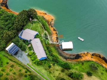 Hermosa finca Luxury en venta El Peñol