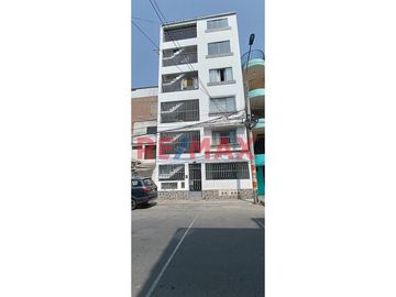 1139746 Venta De Acogedor Departamento En Primer Piso Cerca A La Av. Las Flores Alt. Paradero 8 Urb. Canto Grande