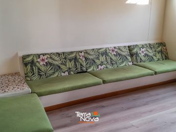 Hermosa finca tradicional con amplio borde de embalse en venta El Peñol