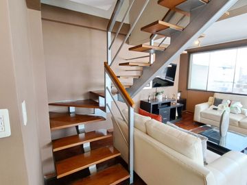 Se Vende Lindo Duplex En Salamanca De Monterrico!
