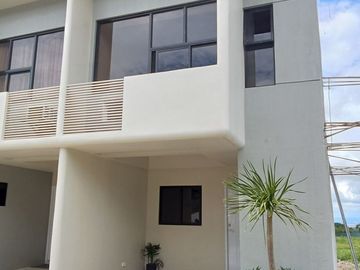 Available For Purchase: Unlock Smart Living at EASTON PARK Binangonan – E-10 Duplex Now ₱359K Off! Near Gate, South View, Just ₱43K/Month!