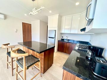 🏡 Lunaterra – Vistas a la bahía, ubicación estratégica y estilo en Sunset Cabo