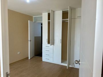 ALQUILER Departamento Vista Externa Piso11 Sta. Beatriz –Cercado