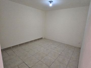 COL. MONUMENTAL CASA EN VENTA TIPO DUPLEX CON EXCELENTE UBICACIÓN