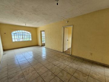 COL. MONUMENTAL CASA EN VENTA TIPO DUPLEX CON EXCELENTE UBICACIÓN