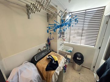 VENDO OCASION X VIAJE DPTO.120m2.DORM 3.BAÑOS 3.EST 2. CASUARINAS-SURCO