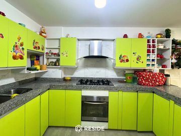 Dúplex en venta en San Isidro con 3 dormitorios, 172 m², balcón y jacuzzi