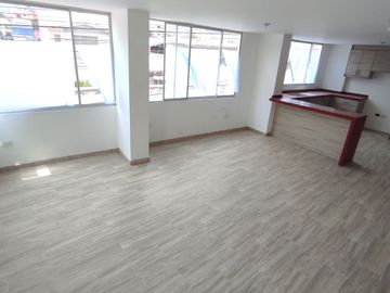 ✅ AMPLIO DEPARTAMENTO DUPLEX. (San Antonio de Pichincha)