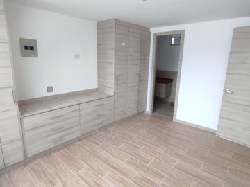 ✅ AMPLIO DEPARTAMENTO DUPLEX. (San Antonio de Pichincha)