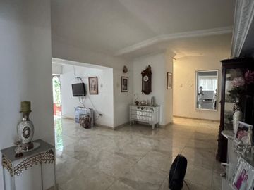 CASA EN VENTA EN CRESPO SECTOR RESIDENCIAL CON EXCELENTE UBICACIÓN