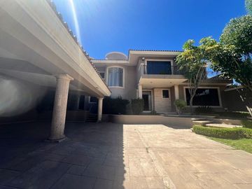CASA EN VENTA DE LUJO EN REMATE EN BALCONES DEL CAMPESTRE EN LEON, GTO