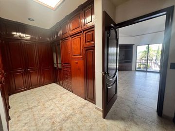 CASA EN VENTA DE LUJO EN REMATE EN BALCONES DEL CAMPESTRE EN LEON, GTO