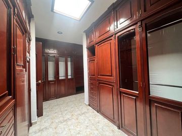 CASA EN VENTA DE LUJO EN REMATE EN BALCONES DEL CAMPESTRE EN LEON, GTO