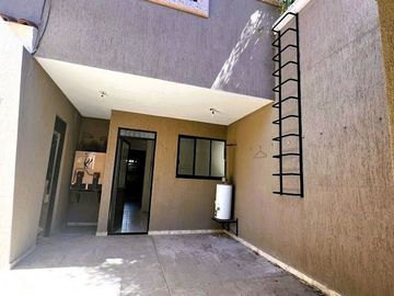 CASA EN VENTA DE LUJO EN REMATE EN BALCONES DEL CAMPESTRE EN LEON, GTO