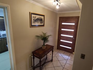 CASA EN VENTA 330 M² - PARQUE LA HACIENDA - PEÑALOLÉN METRO QUILIN (Cód 163)
