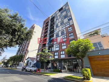 🏡 ¡Vive en Miraflores con Estilo! Estreno con Balcón, Cochera y Todo lo que Soñaste 💫 ✨ 2 Dorms | 2 Baños | Cocina Americana | Certificación EDGE |