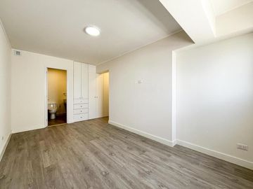 🏡 ¡Vive en Miraflores con Estilo! Estreno con Balcón, Cochera y Todo lo que Soñaste 💫 ✨ 2 Dorms | 2 Baños | Cocina Americana | Certificación EDGE |