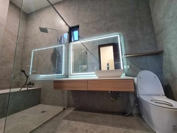 Ready for occupancy pre owned house and lot for sale inside sun valley antipolo city