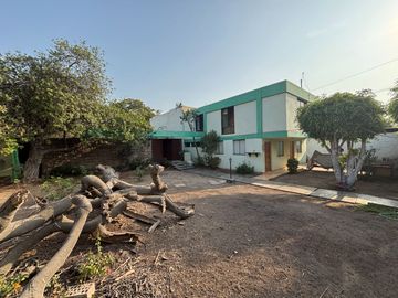 TERRENO PLANO DE 1095 M2 - EXCELENTE UBICACIÓN