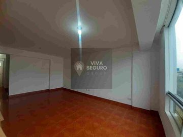 VENDO DEPARTAMENTO DUPLEX 90 m2 Santa Cruz Miraflores, VISTA EXTERIOR.
