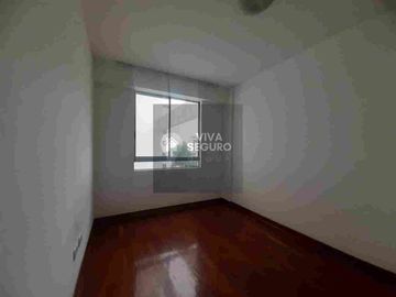 VENDO DEPARTAMENTO DUPLEX 90 m2 Santa Cruz Miraflores, VISTA EXTERIOR.
