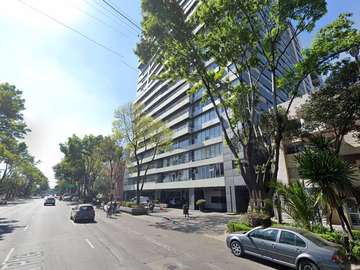 Venta de Departamento en Remate, con terraza y estacionamiento en zona de alta plusvalía, Benito Juárez, CDMX