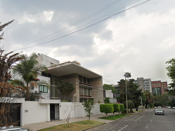 Venta de Casa en Remate, Zona más Exclusiva con gran ubicación, Col. Polanco Sección IV, Miguel Hidalgo, CDMX