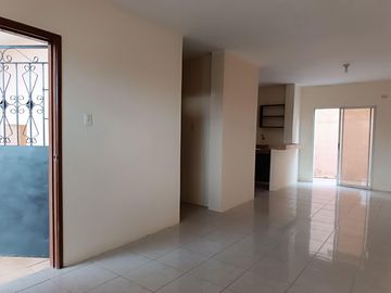 Vendo casa de 2 plantas de 3 dormitorios en Alameda del Río, Mucho Lote 2