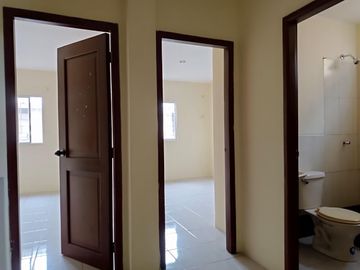 Vendo casa de 2 plantas de 3 dormitorios en Alameda del Río, Mucho Lote 2
