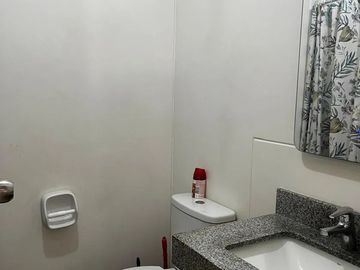 SE VENDE DEPARTAMENTO 02 DORMITORIOS 02 BAÑOS EN SURQUILLO LIMITE CON SAN ISIDRO
