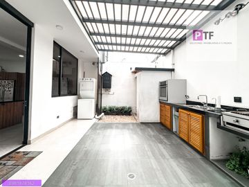 VENDO CASA EN TUMBACO SECTOR LA MORITA II