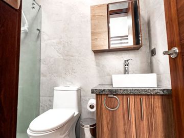 VENDO CASA EN TUMBACO SECTOR LA MORITA II