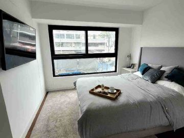 Venta de Moderno Departamento en  Miraflores