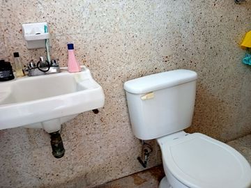 Casa en venta de 4 recámaras zona Lomas de San Angelín